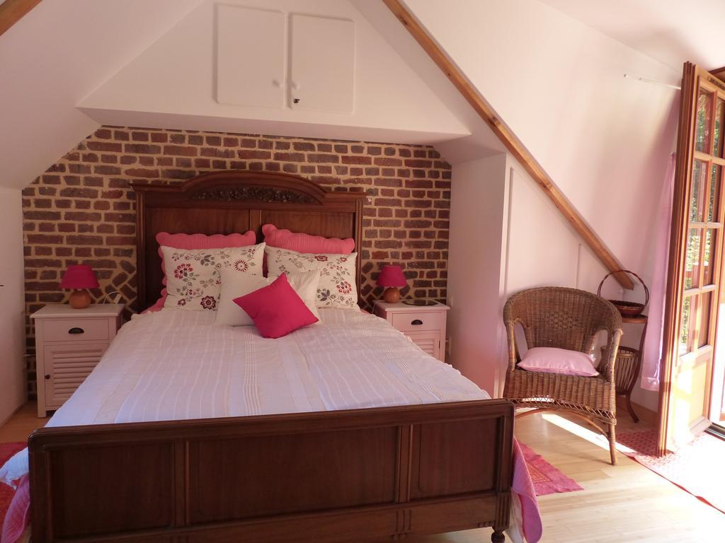 La Flore De Lys, Cottage Ideal Pour 2 Adultes Et 2 Enfants Saint-Jouin-Bruneval Room photo